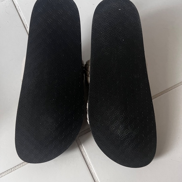 FRANKIE 4 Malone Bone/Black Weave NIB 9.5 MSRP $188 - Picture 7 of 10